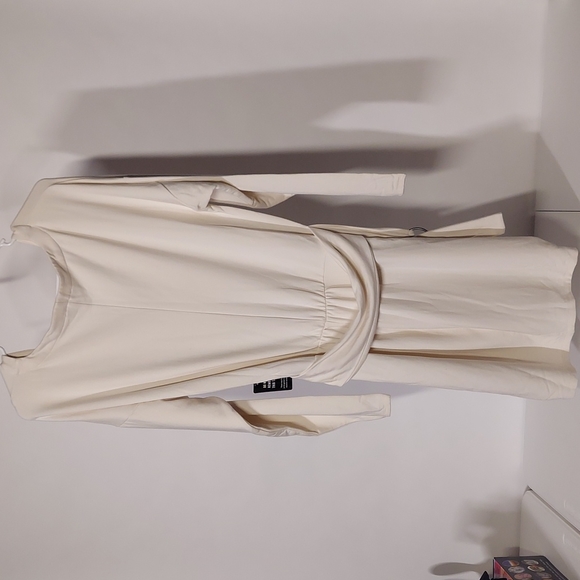 Express Midi Off White  Dress Size M - Picture 4 of 12